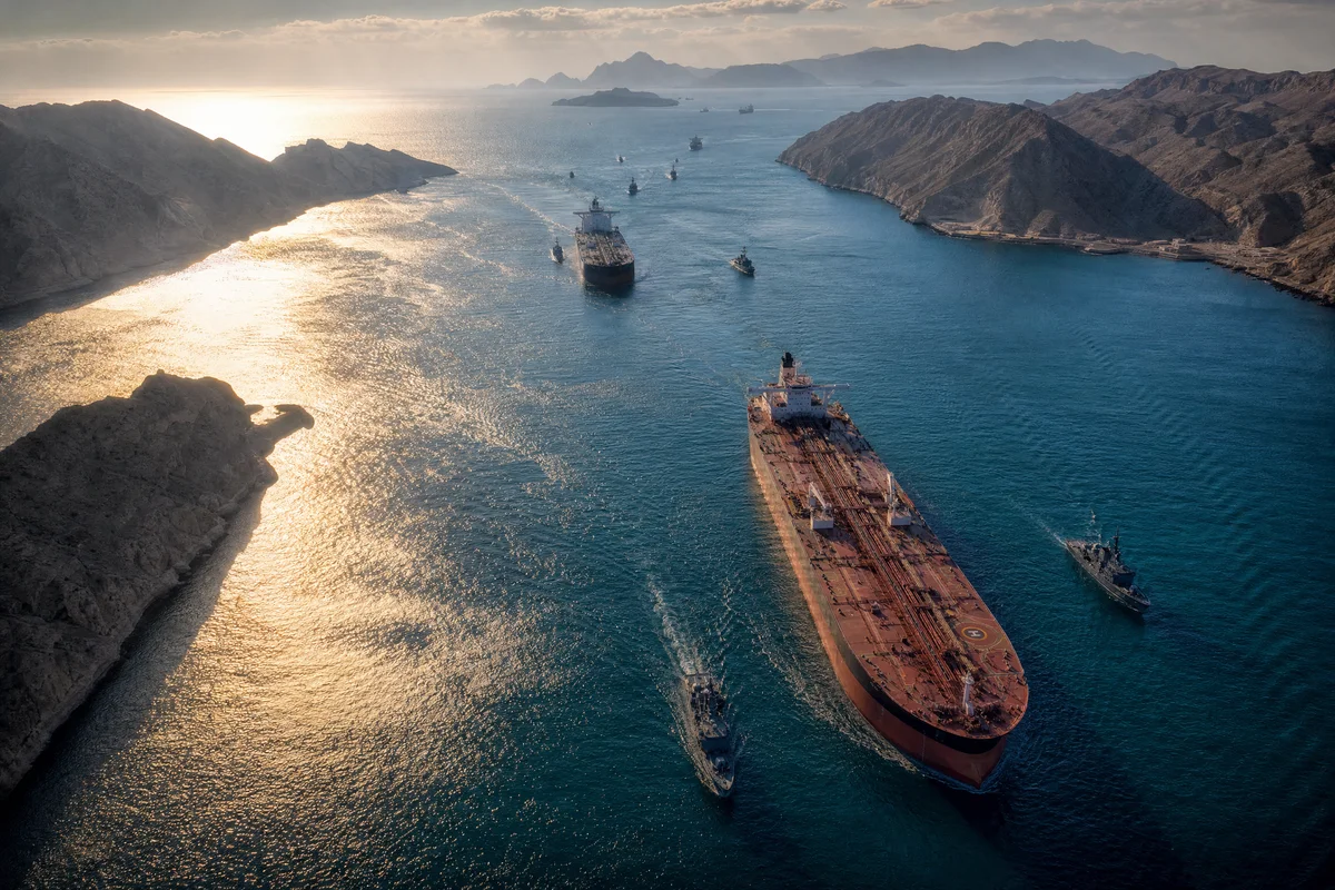 Stretto di Hormuz petroliere conflitto Iran 2026